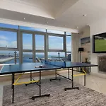 Luxury Center Penthouse - Location Apartment *