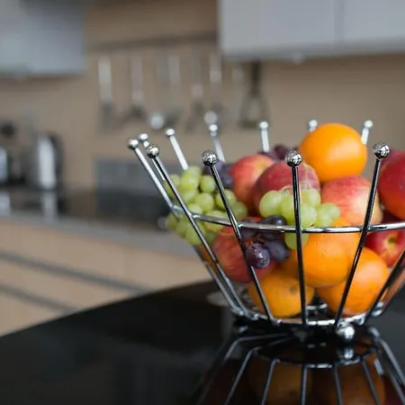 Luxury Center Penthouse - Location *